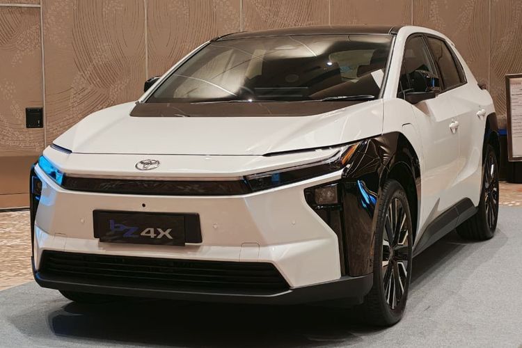 Toyota Masuk Segmen EREV: Strategi Baru di Tengah Perang EV China