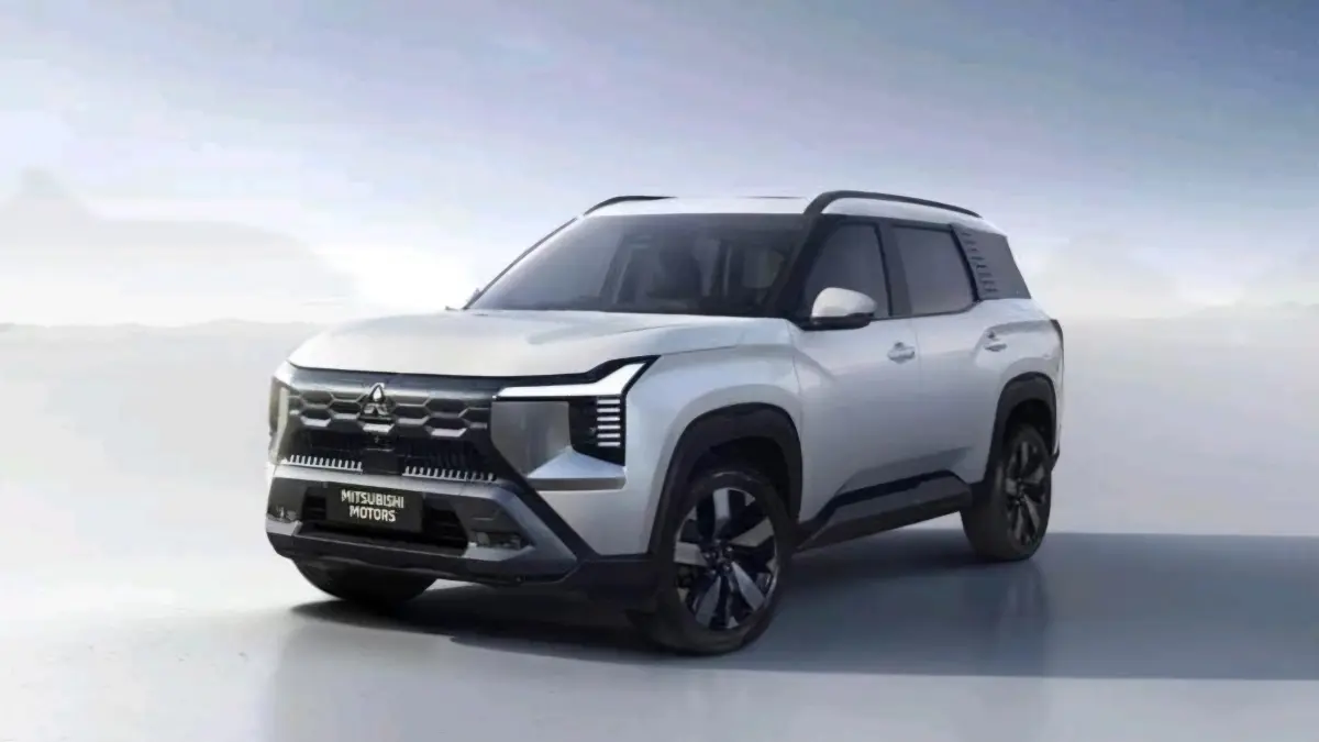 Mitsubishi Destinator: SUV 7-Penumpang untuk Keluarga dan Bisnis
