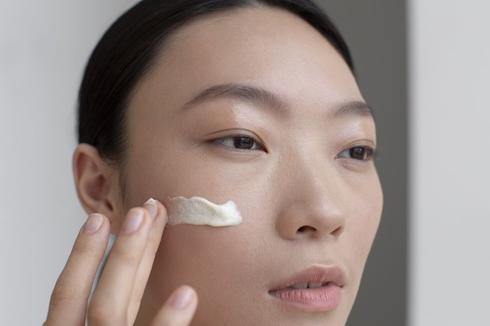 Mengapa Makeup Waterproof Tetap Luntur dan Cara Mengatasinya