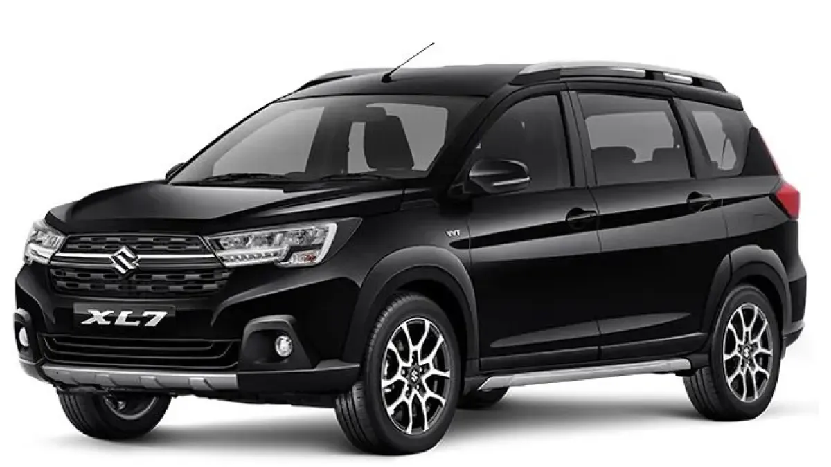 Suzuki XL7 Facelift: Pilih Alpha Hybrid atau Zeta?