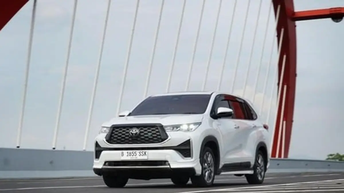 Toyota Innova Zenix Facelift Bocor: MPV Keluarga Kian Berwajah SUV