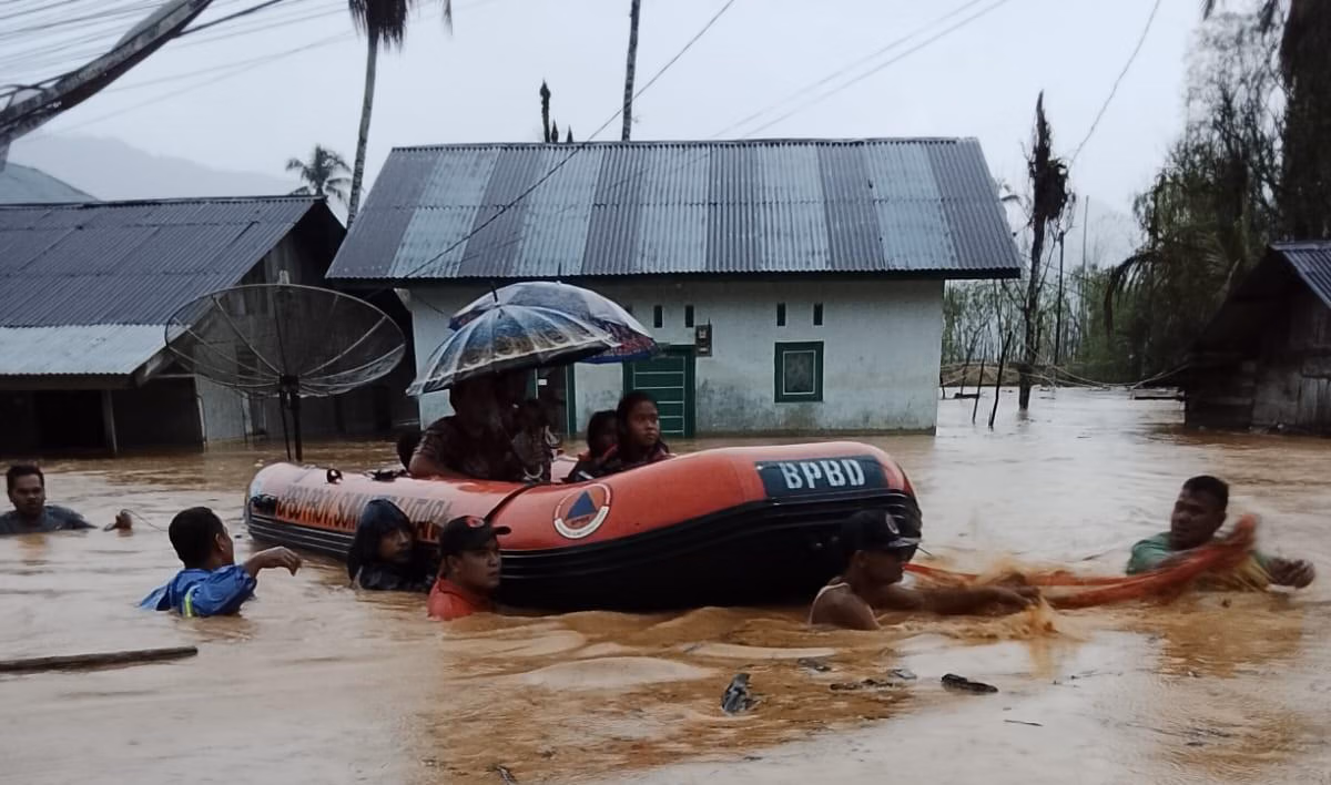 Banjir Melanda 7 Kecamatan: Ujian Serius bagi Respons dan Infrastruktur Tapteng
