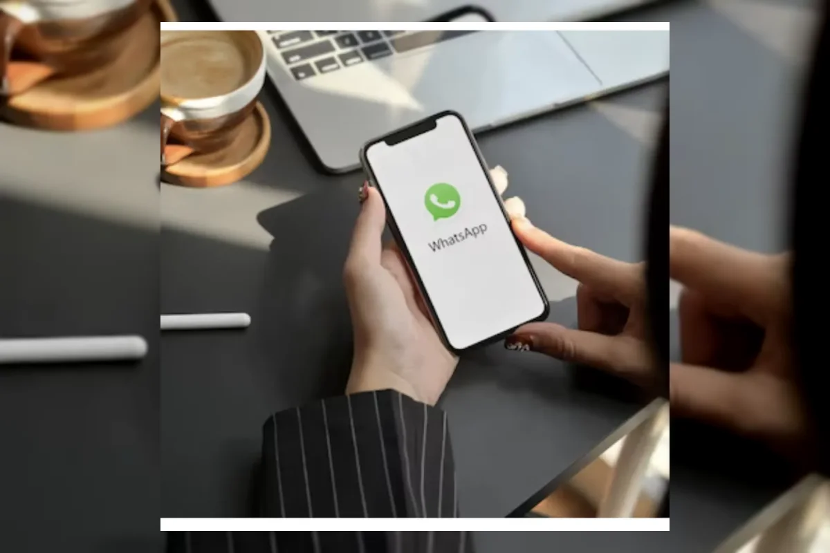 7 Trik Membuat WhatsApp Terlihat Offline Saat Sedang Online