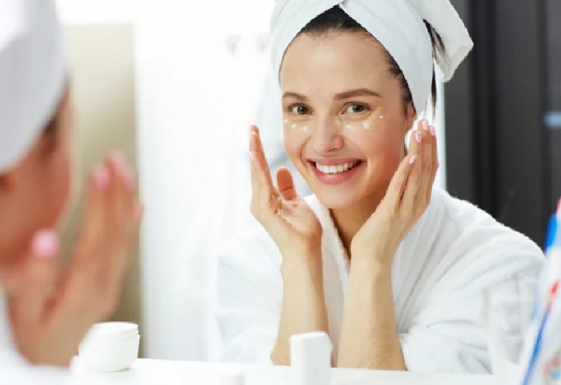 Moisturizer Gel untuk Kulit Berminyak Kusam yang Tetap Matte