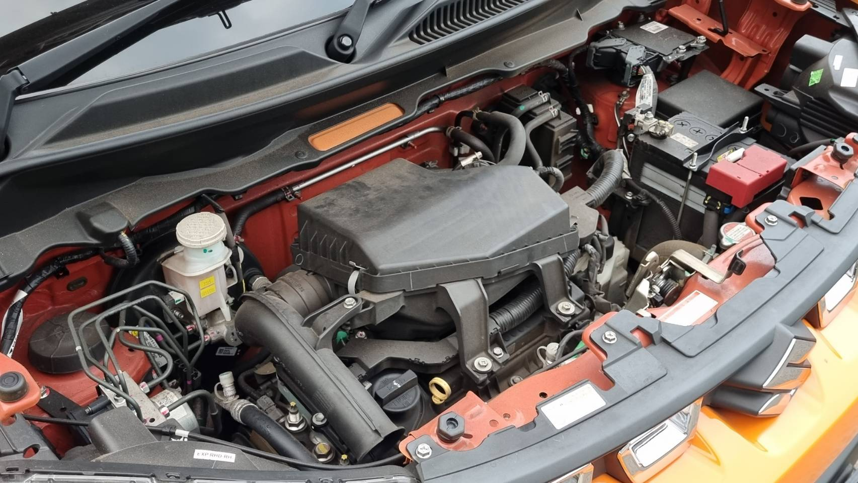Review Suzuki S-Presso: City Car Irit yang Punya Batas di Jalan Tol