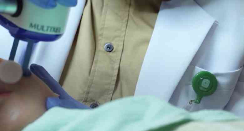 Bekas Jerawat Bopeng: Jenis Scar dan Pilihan Perawatannya