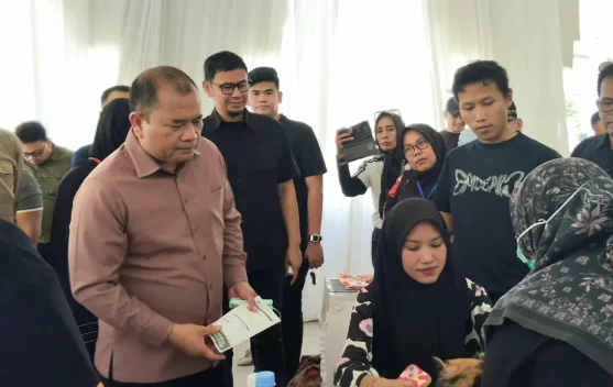 Vaksinasi Rabies Massal Daerah: Target 15.000 Hewan Menuju Bebas Rabies