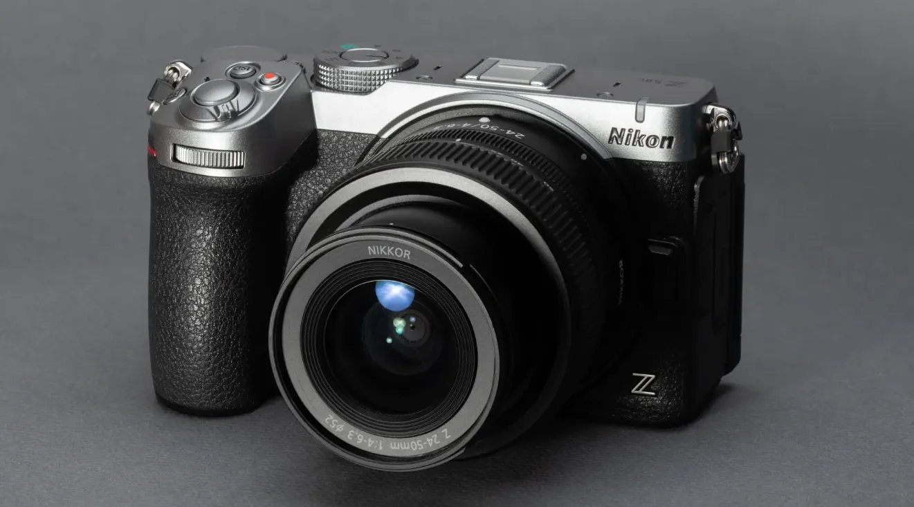Nikon Z5IIC: Full-Frame Terjangkau yang Menggoda Pengguna Smartphone