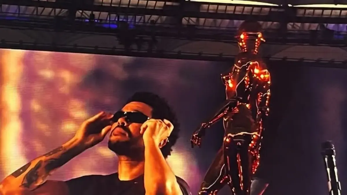 Panggung Futuristik dan Setlist Spektakuler Konser The Weeknd di Jakarta