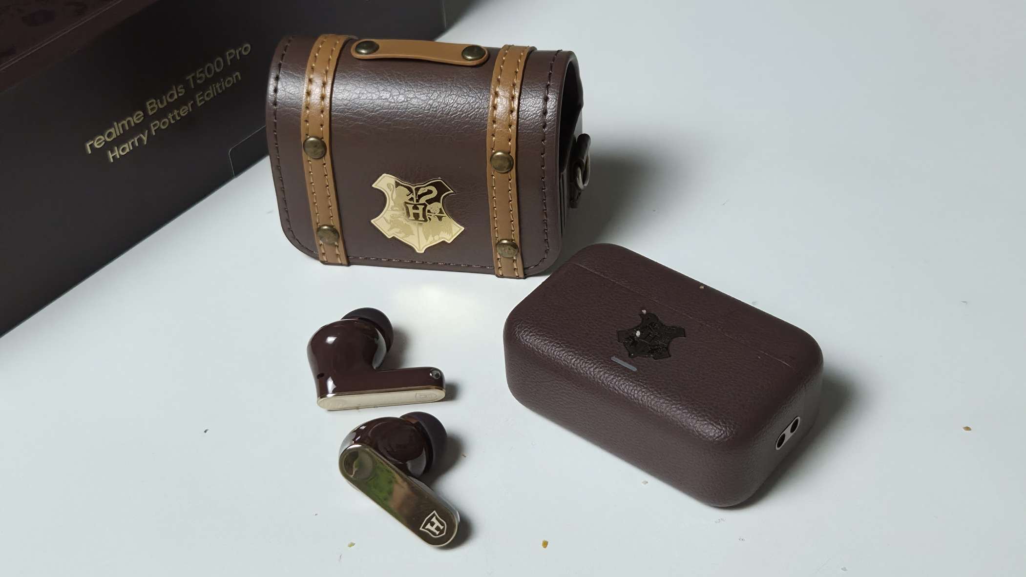Realme Buds T500 Harry Potter Edition: Cantik, Kuat, Tapi Niche