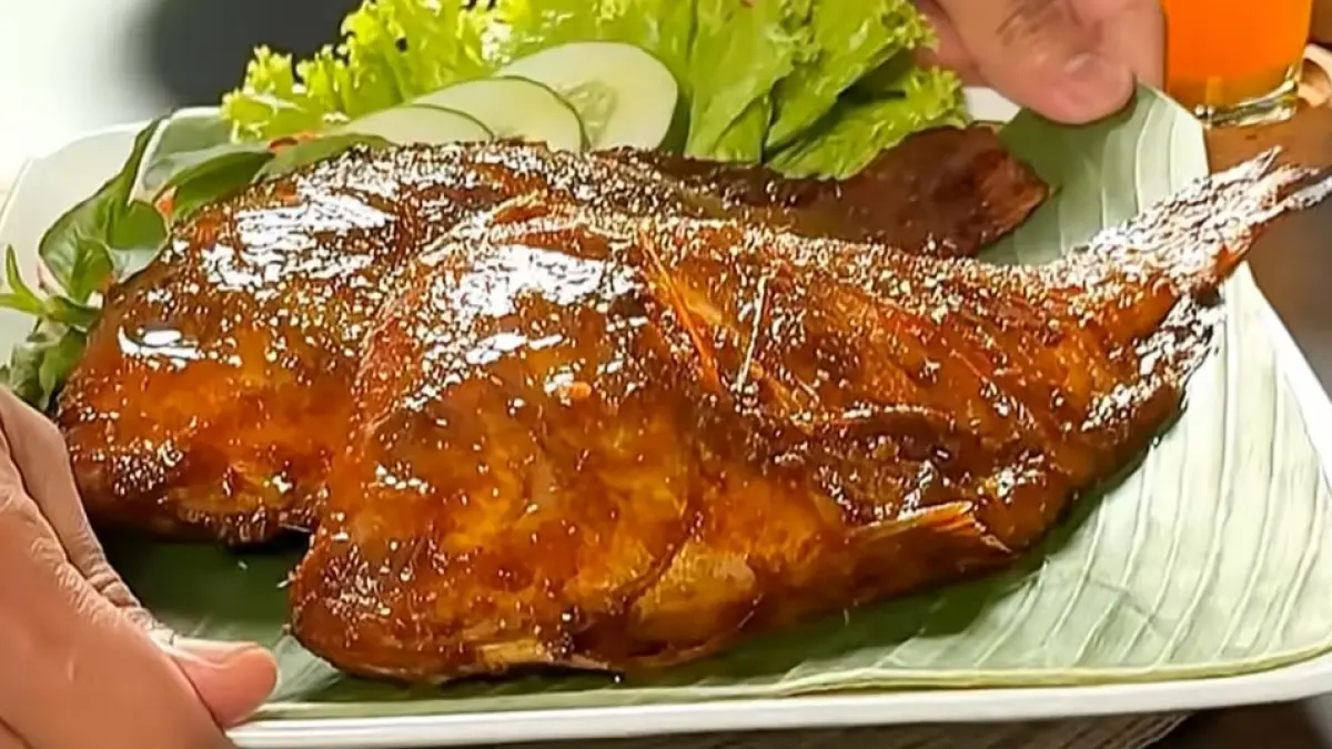Ikan Bakar Banjar dan Arsik: Dua Tradisi, Dua Dunia Rasa