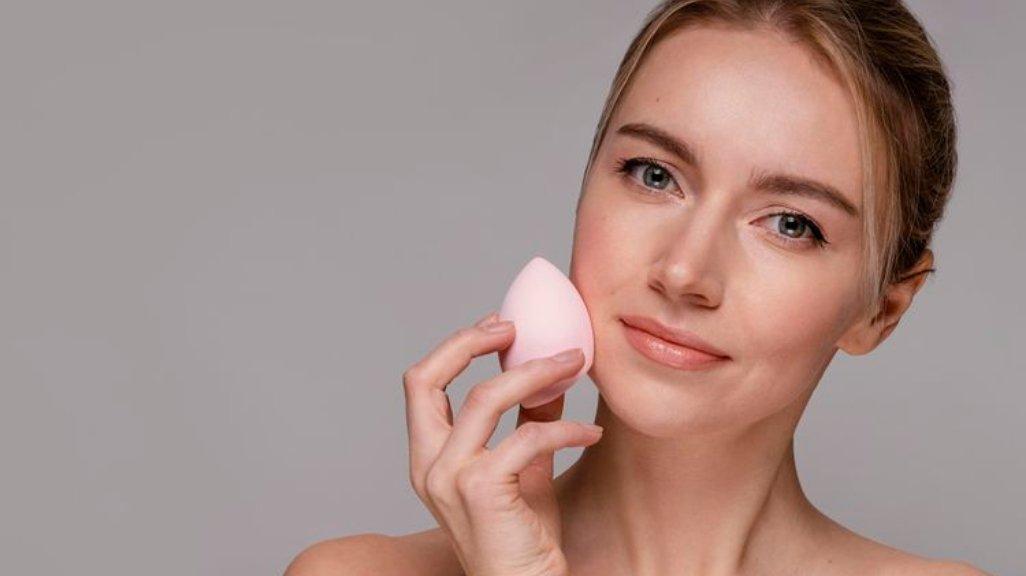 5 Tanda Alat Makeup Sudah Waktunya Diganti, Bukan Hanya Dicuci