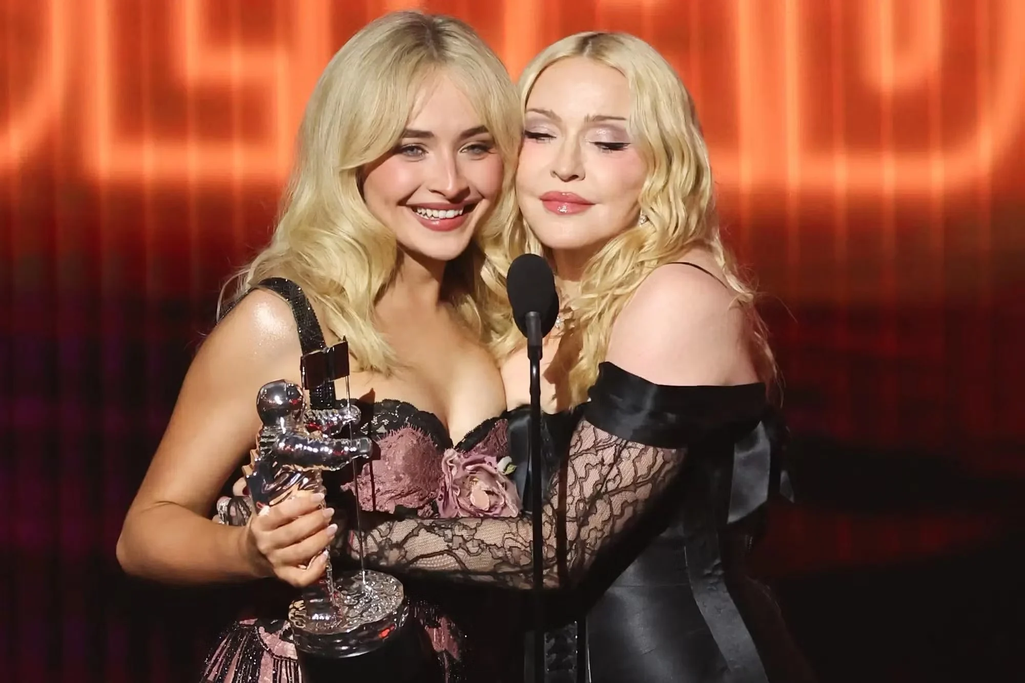 MTV VMAs Ledakkan Rekor Penonton, Swift dan Madonna Berkuasa