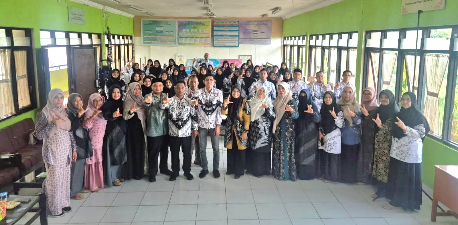Pelatihan Digital Guru: Strategi Daerah Mendorong Transformasi Pembelajaran