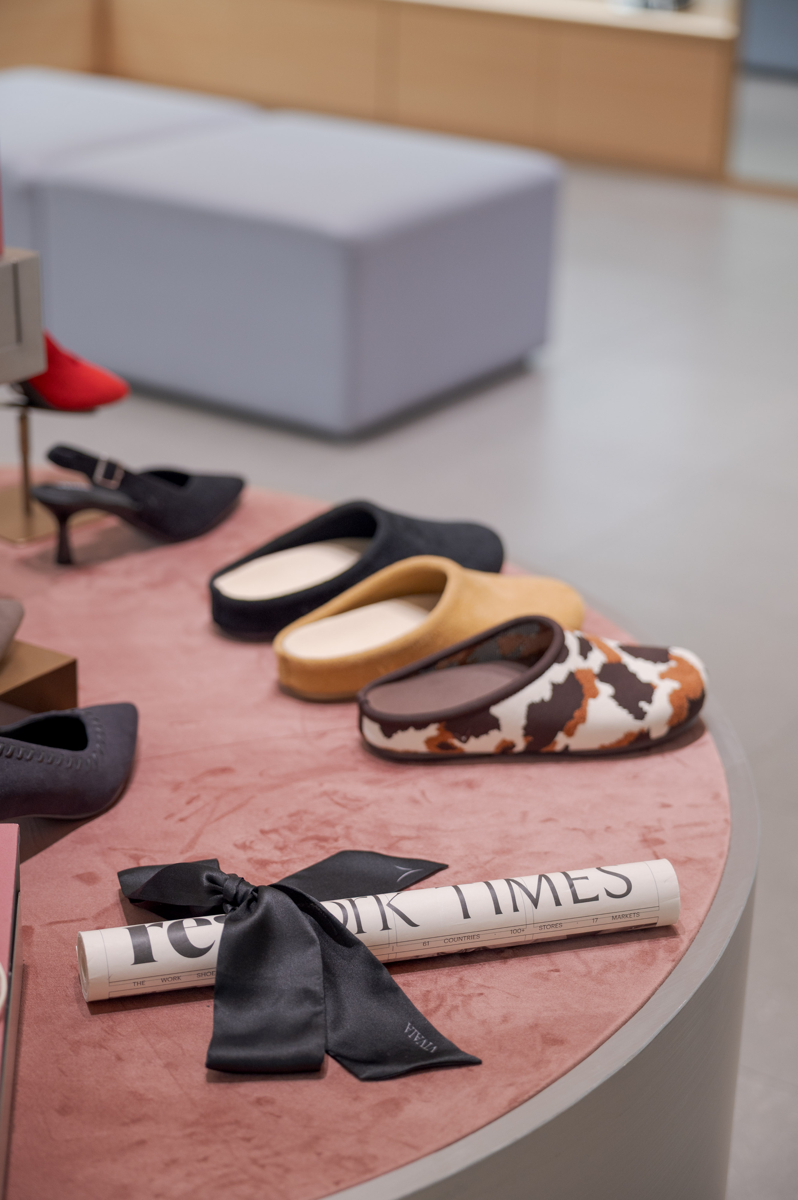 Sepatu Kerja Modern yang Mengubah Cara Bekerja