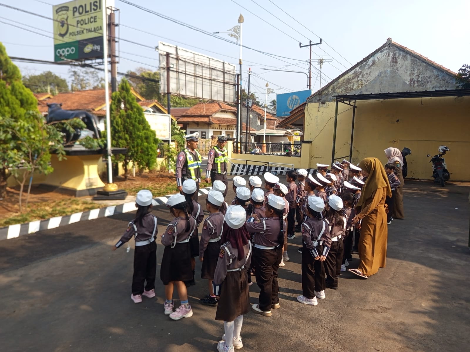 Polisi Sahabat Anak: Badut, TK, dan Revolusi Edukasi Lalu Lintas