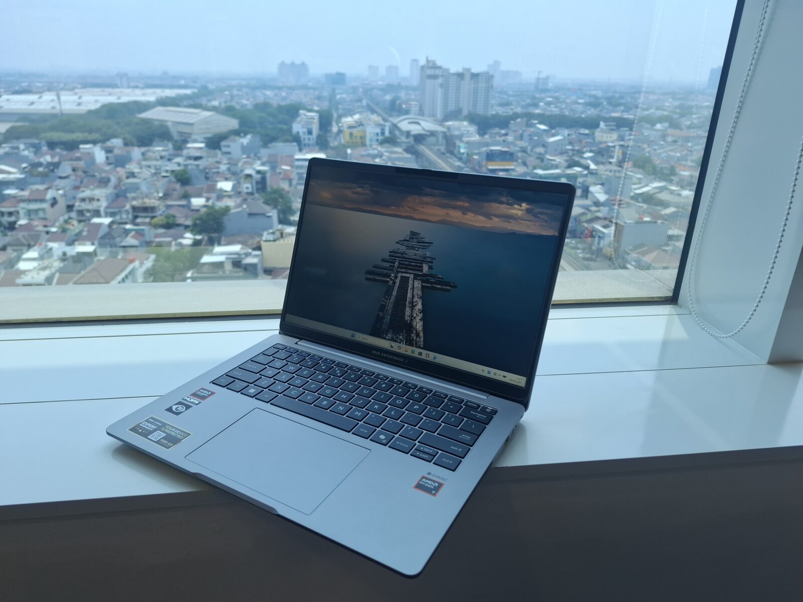 ASUS ExpertBook P3 G2: Laptop Bisnis Anti Lemot dengan RAM hingga 96GB