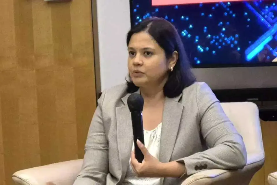 Suku Bunga Tinggi dan Sikap Wait and See: Saatnya Mengubah Strategi Investasi