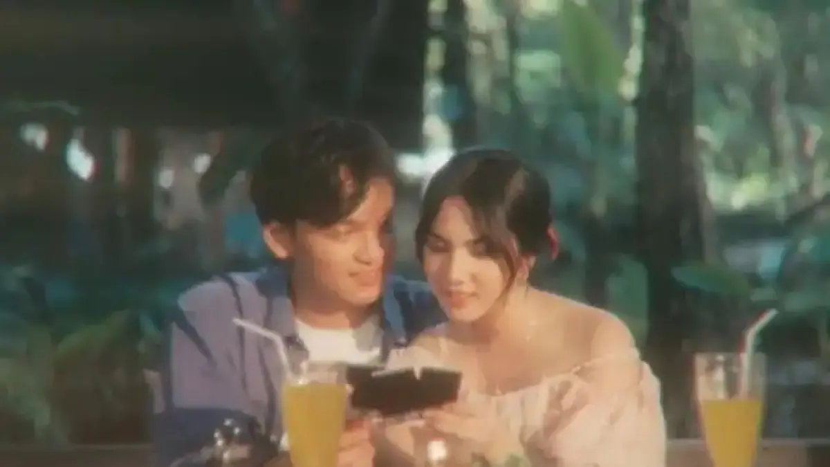 Tiga Lagu tentang Cinta yang Harus Direlakan