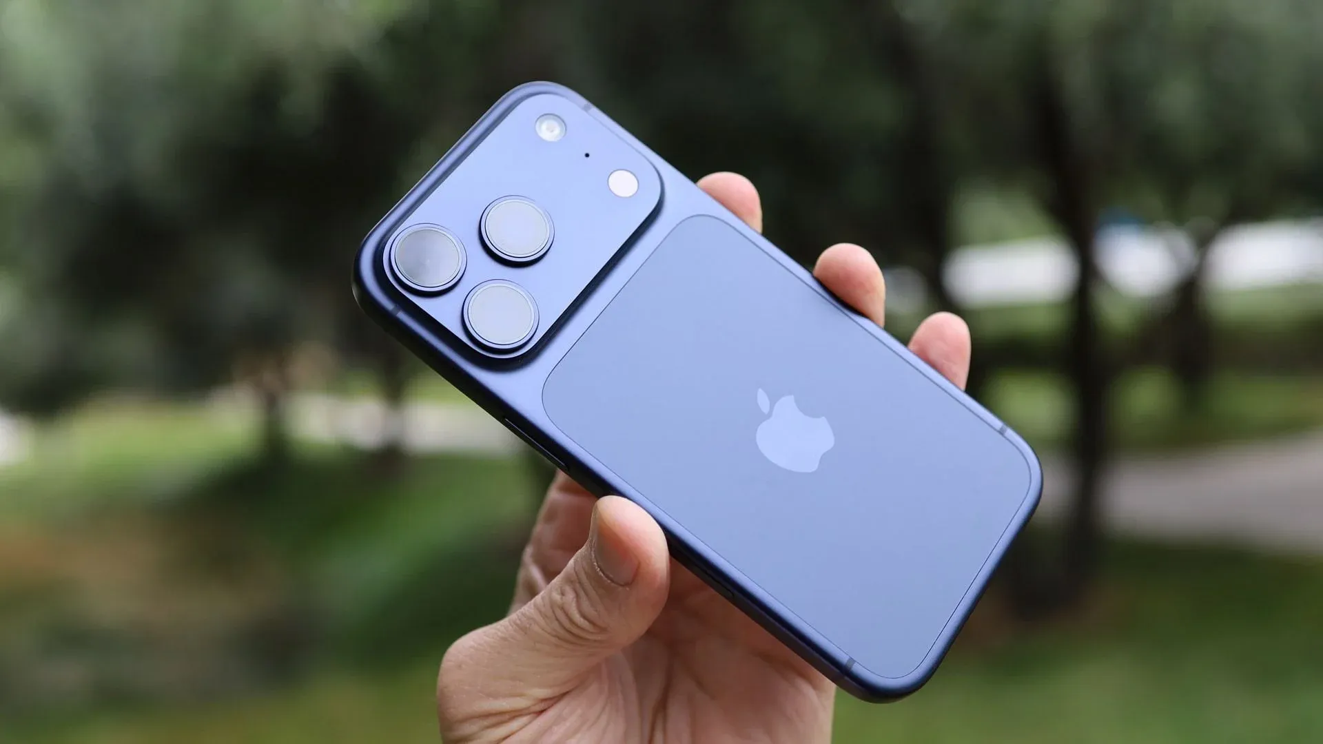iOS 27.0.1 Perbaiki 3 Bug Kritis iPhone 18 Pro