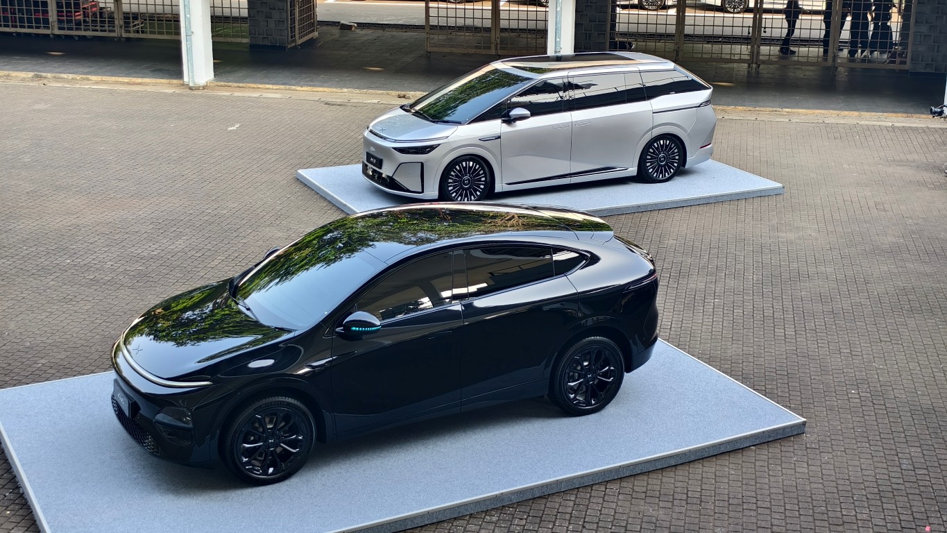 XPeng GX: SUV 6 Kursi Premium dengan Otak AI Turing 3.000 TOPS