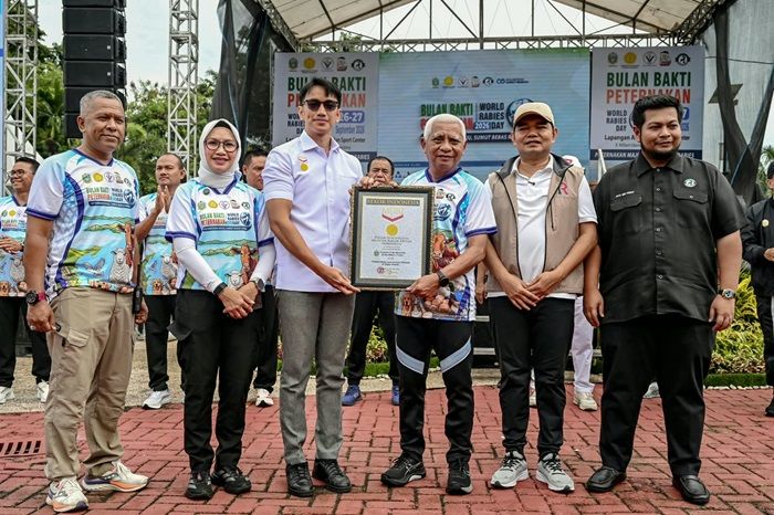 15.000 Hewan Divaksin, Rekor MURI dan Lompatan Menuju Bebas Rabies 2030