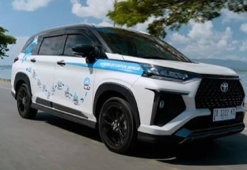 New Veloz Hybrid EV Bukti Pasar Mobil Keluarga Siap Beralih ke Elektrifikasi