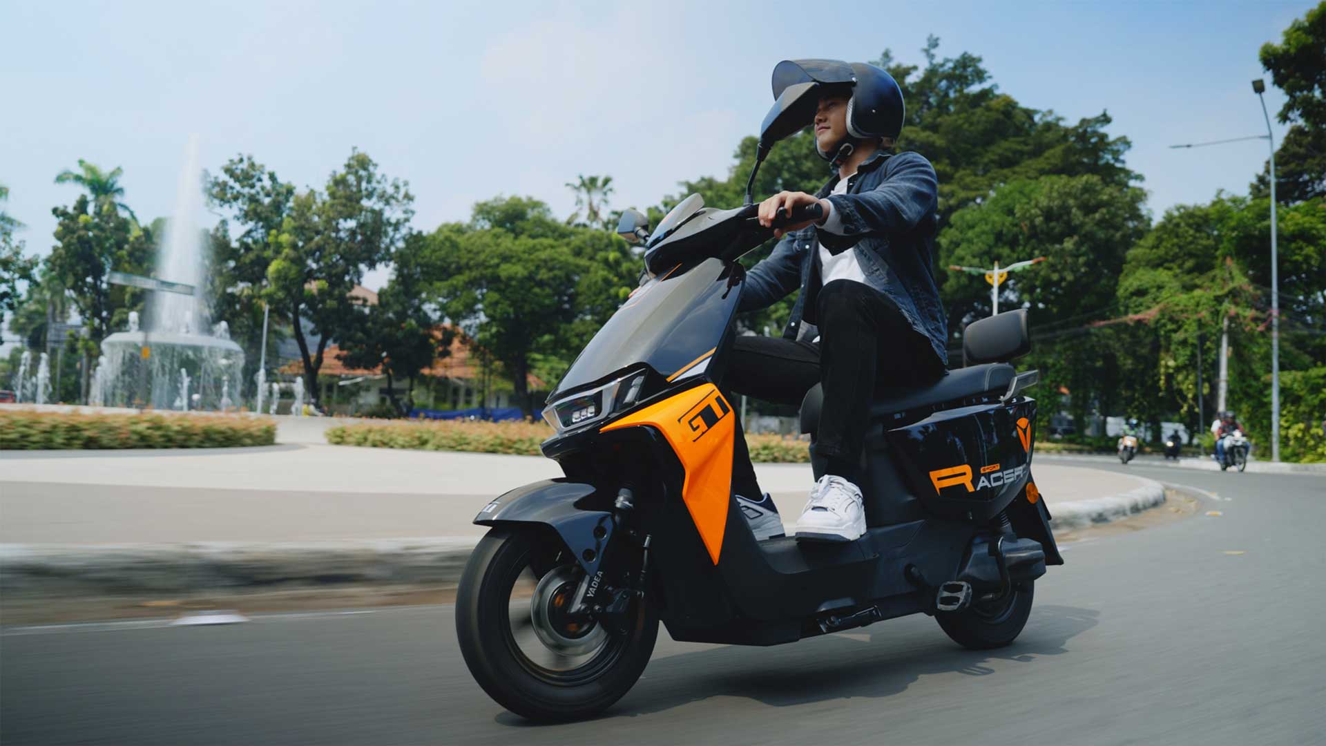 Daftar Lengkap Motor Listrik Murah di Bawah 10 Juta untuk Harian