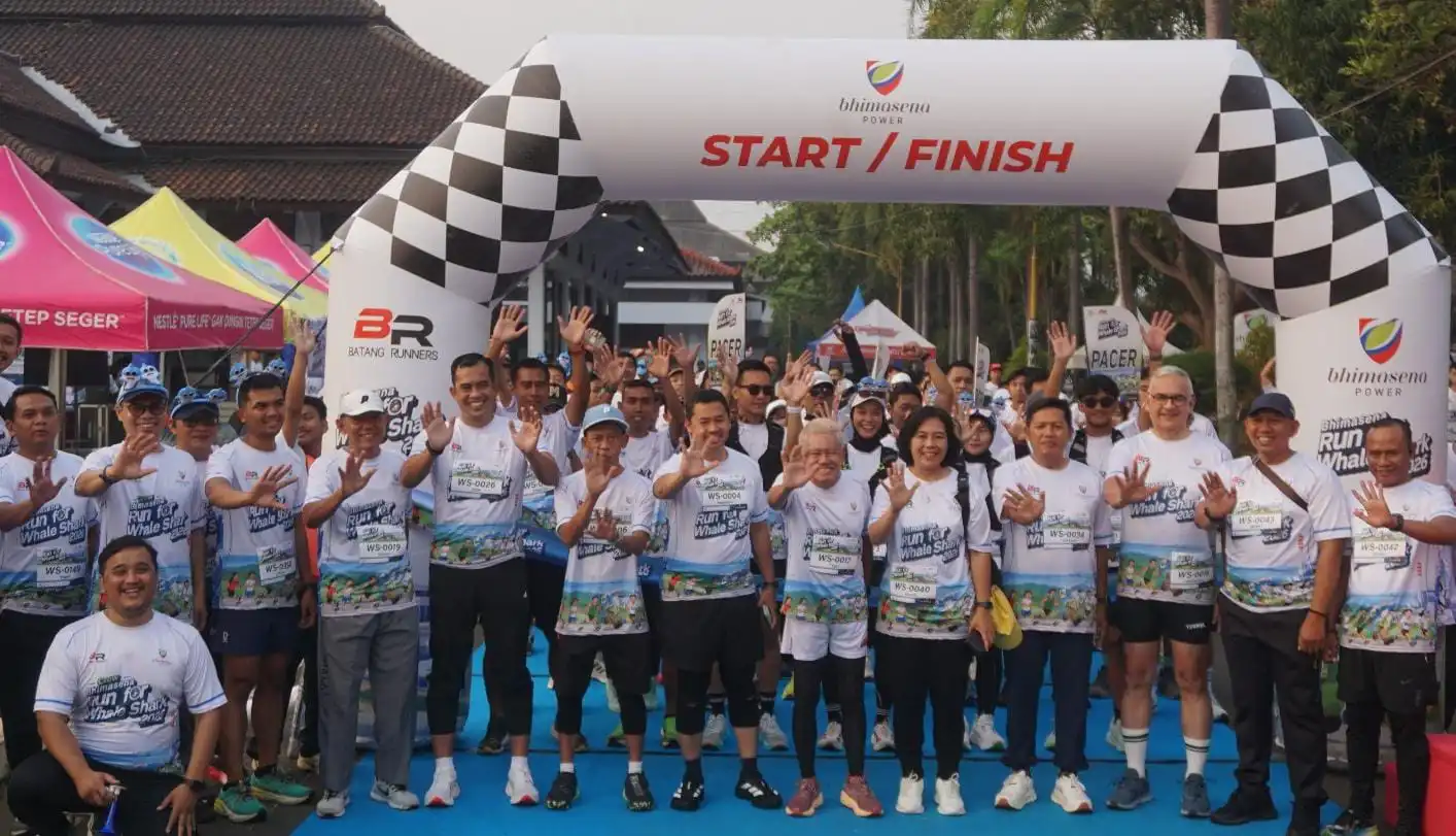 Lari 6 Kilometer untuk Menyelamatkan Hiu Paus