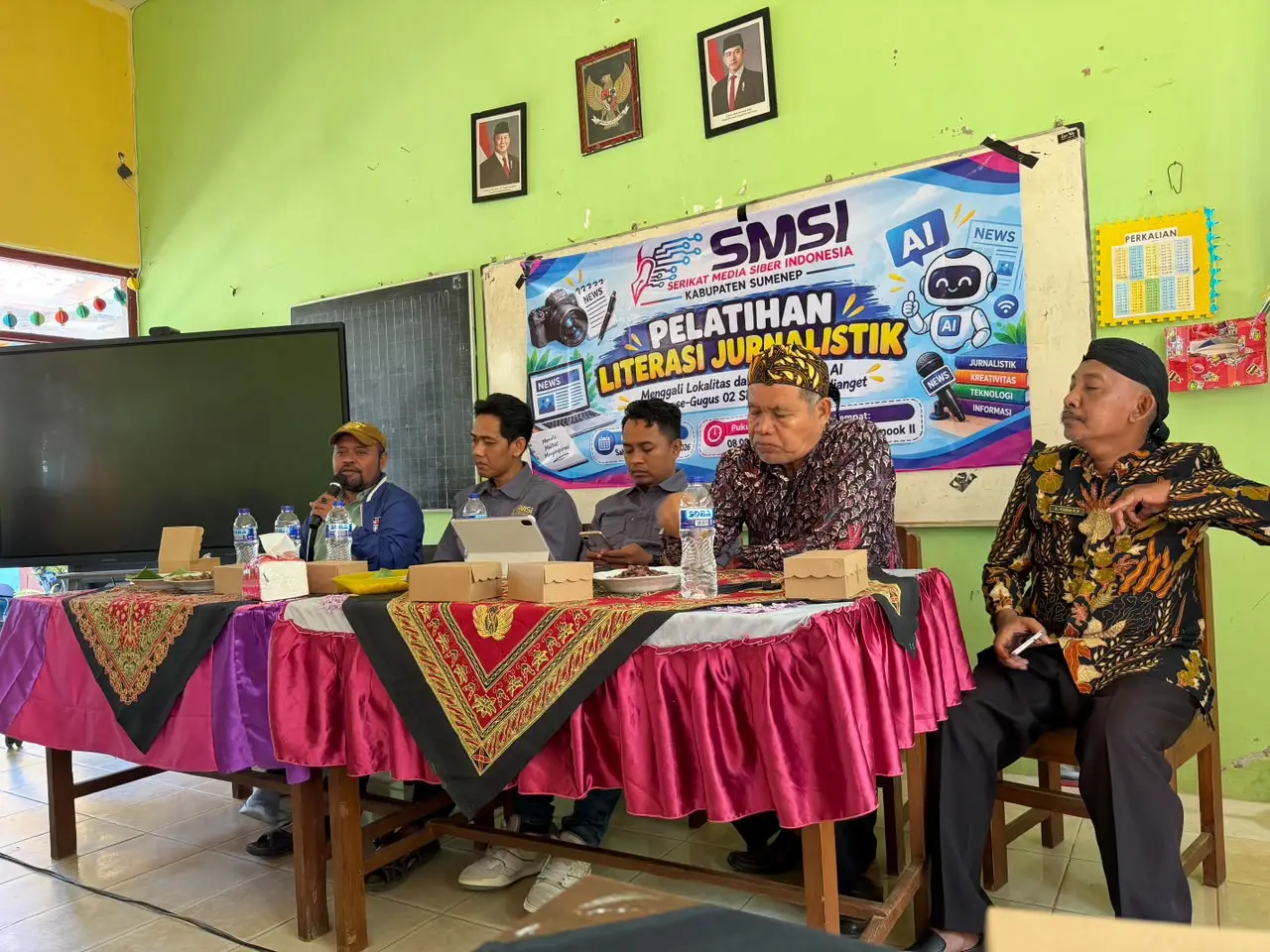Guru Dibekali Literasi Media dan AI di Era Misinformasi