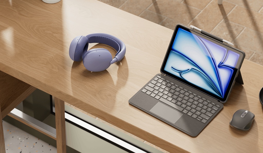 Logitech Zone Vibe Pro: Headphone Hybrid Work Serius untuk Fokus di Tengah Kebisingan