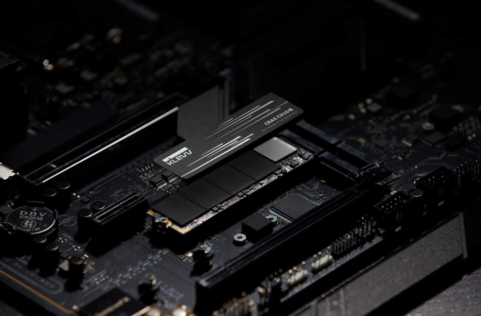 KLEVV Luncurkan Trio SSD PCIe Gen4 CRAS untuk Gaming dan Workstation