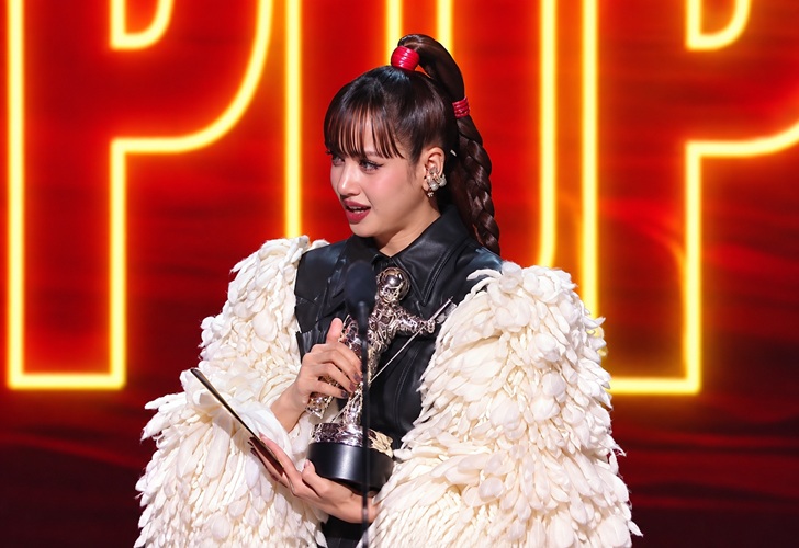 Lisa BLACKPINK dan Trofi Best Pop: Saat Asia Mengubah Peta Pop Global