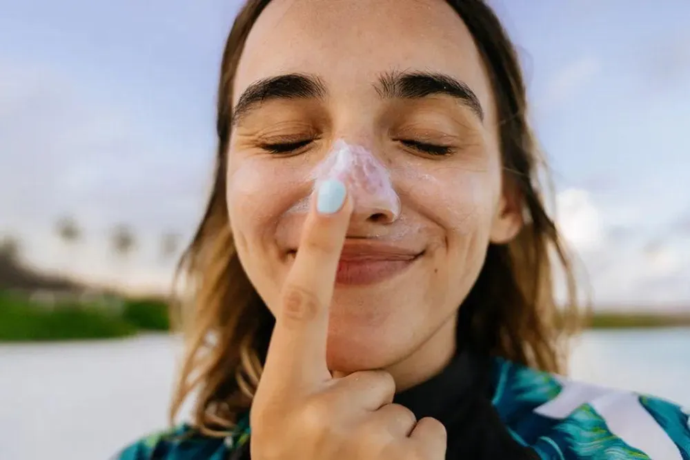 Cara Pakai Sunscreen yang Benar untuk Perlindungan Maksimal