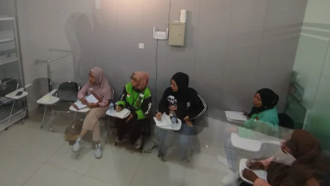 Pelatihan Bahasa Inggris Gratis yang Mengubah Arah Lady Driver Ojol