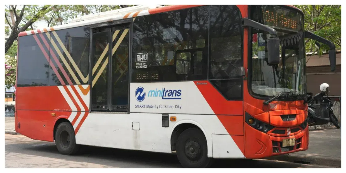 Transjakarta Atur Ulang Rute Feeder Rusun, Siapa Diuntungkan?