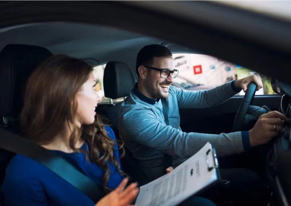 Lebih dari Sekadar Harga: Panduan Lengkap Membeli Mobil yang Tepat