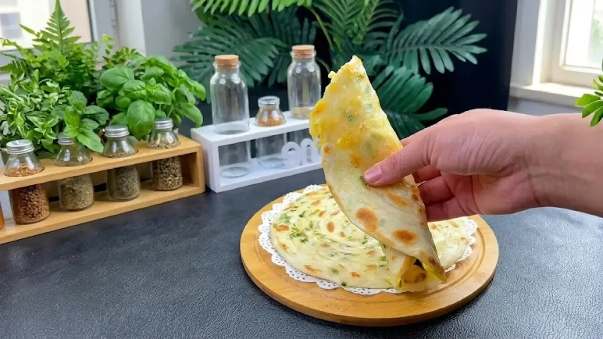 Resep Sarapan Praktis: Roti Maryam Freezer dan Omelet Telur Kukus