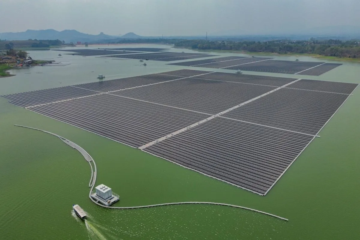 PLTS Terapung Karangkates 70% Rampung: Babak Baru Energi Bersih