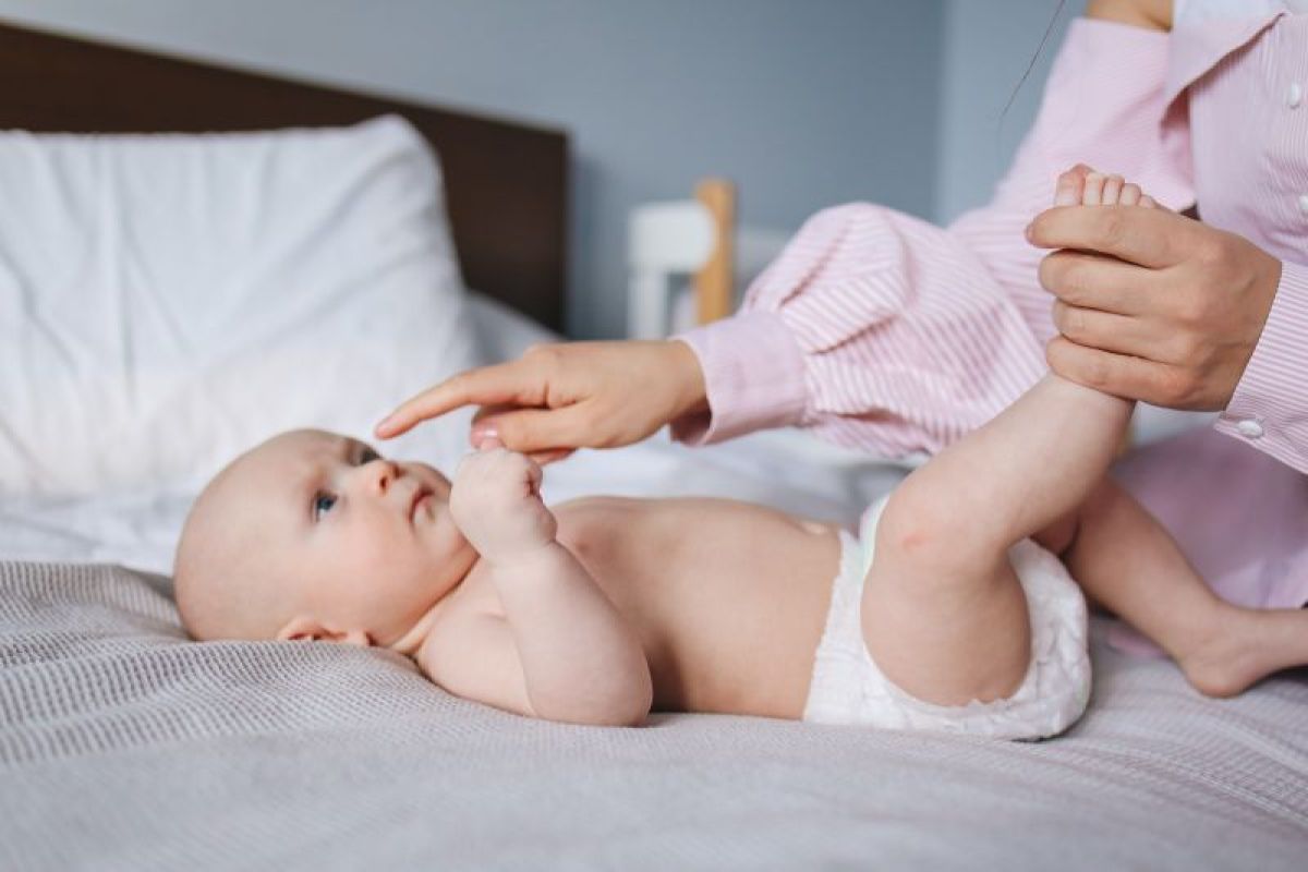 Faktor Penting Memilih Popok Bayi untuk Kulit Sensitif