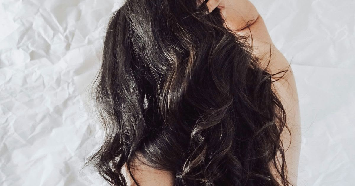 Apakah Hairspray Benar-Benar Merusak Rambut?