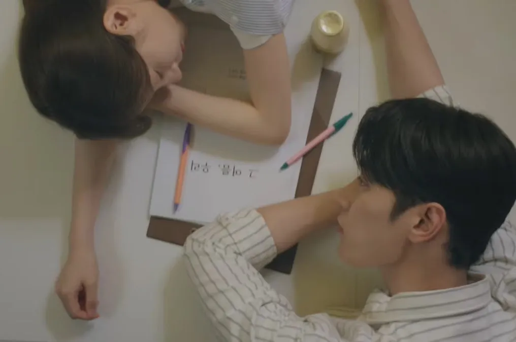 Dari Sahabat hingga Cinta Pertama: Evolusi Hubungan Jung Woo Jae dan Ha Na di Dive Into You