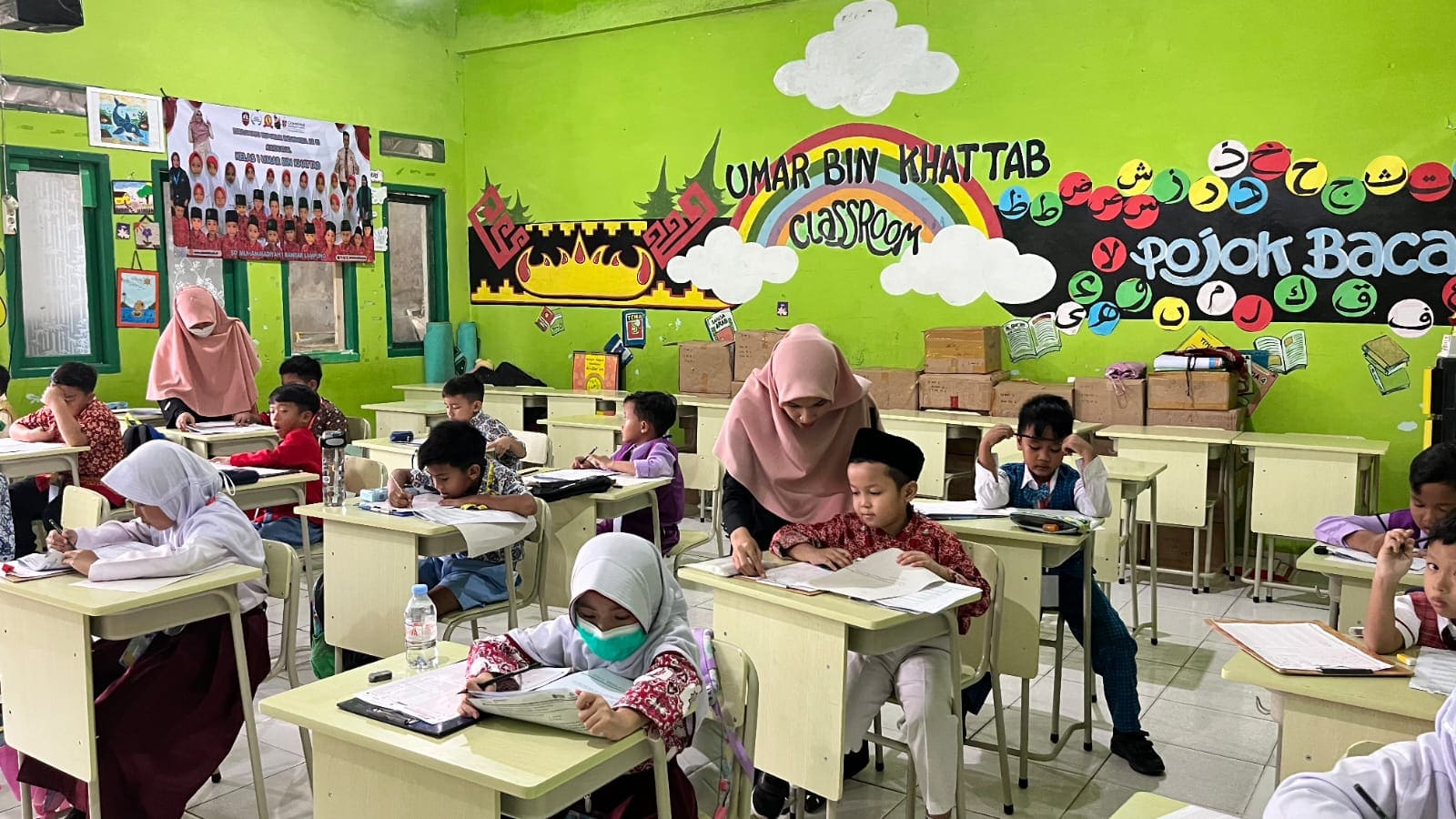 Festival Sains Nasional dan KREASI: Saat Sekolah Serius Membina Riset Siswa