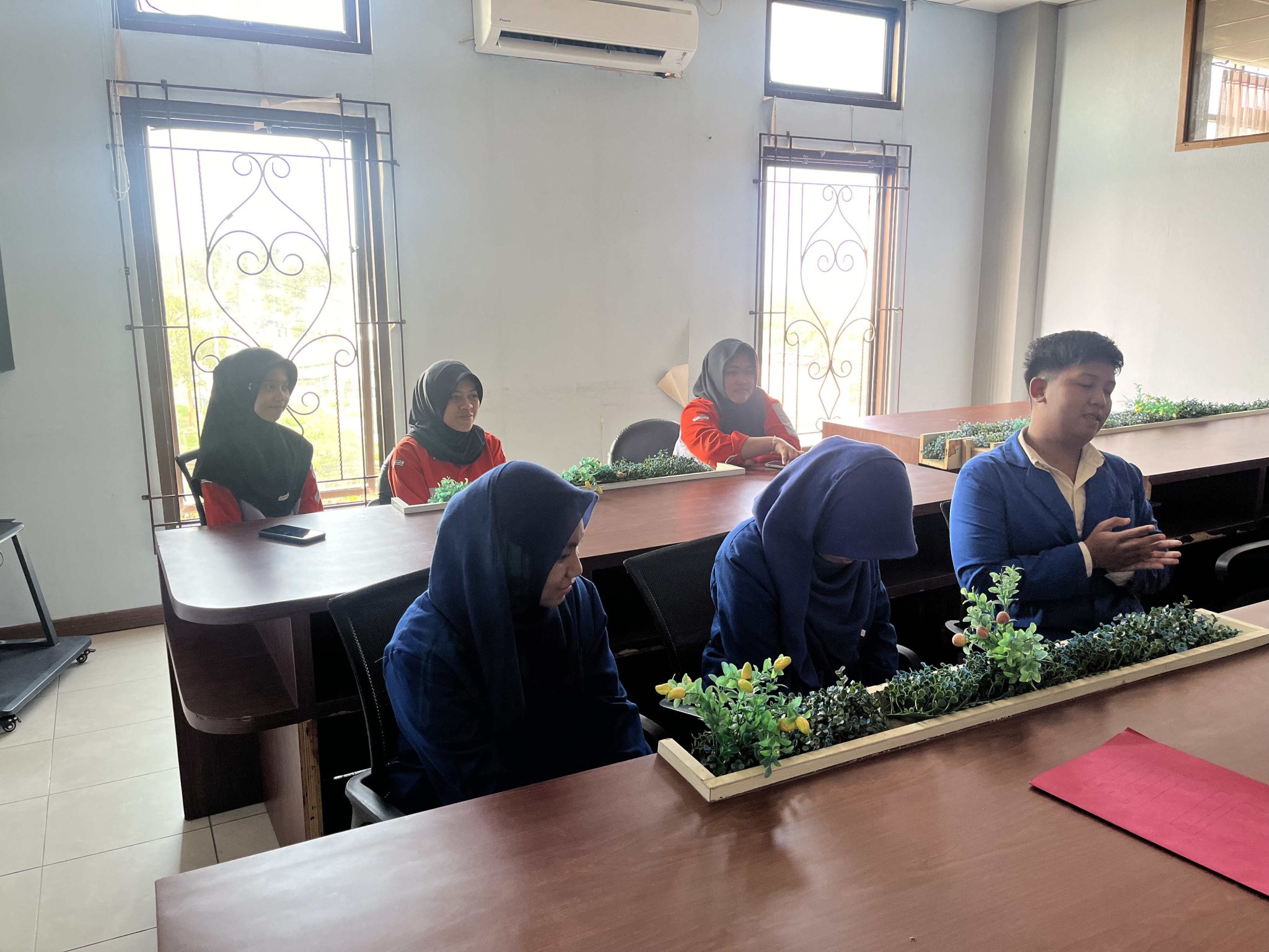 Dari Magang hingga Kompetensi Profesional di SMK