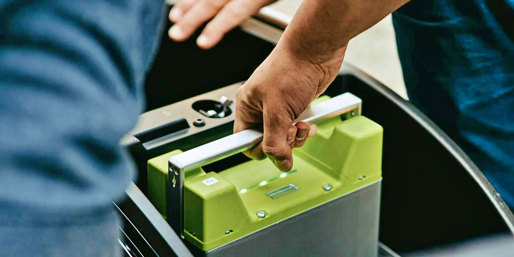 Green Power LABA Masuk Bisnis Baterai EV Lewat GOIN