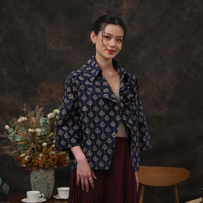 Batik Motif Modern untuk Gaya Kasual Harian