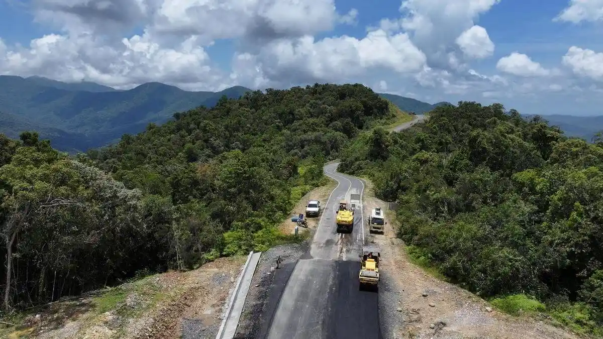 Jalan Trans Papua Jayapura–Wamena: 56,6% Rampung, Taruhan Rp3,3 Triliun untuk Membuka Timur
