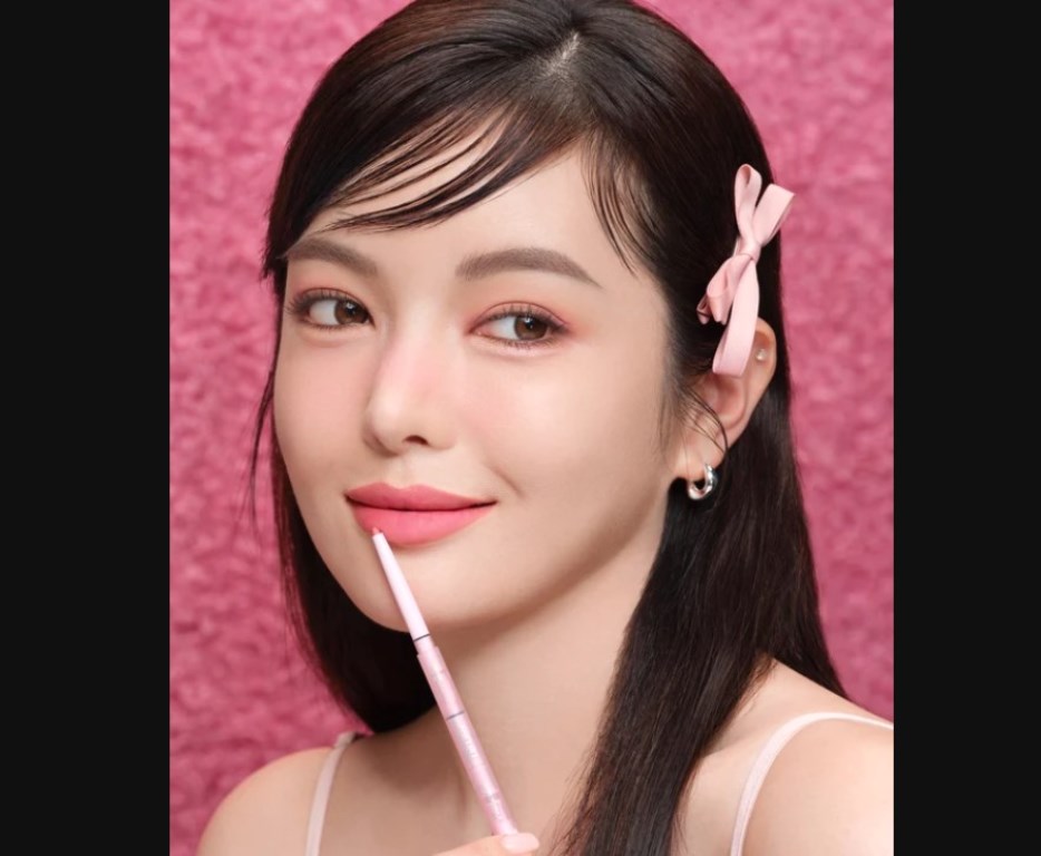 Lip Liner Mauve untuk Makeup Ungu: Panduan Pilihan dan Aplikasi