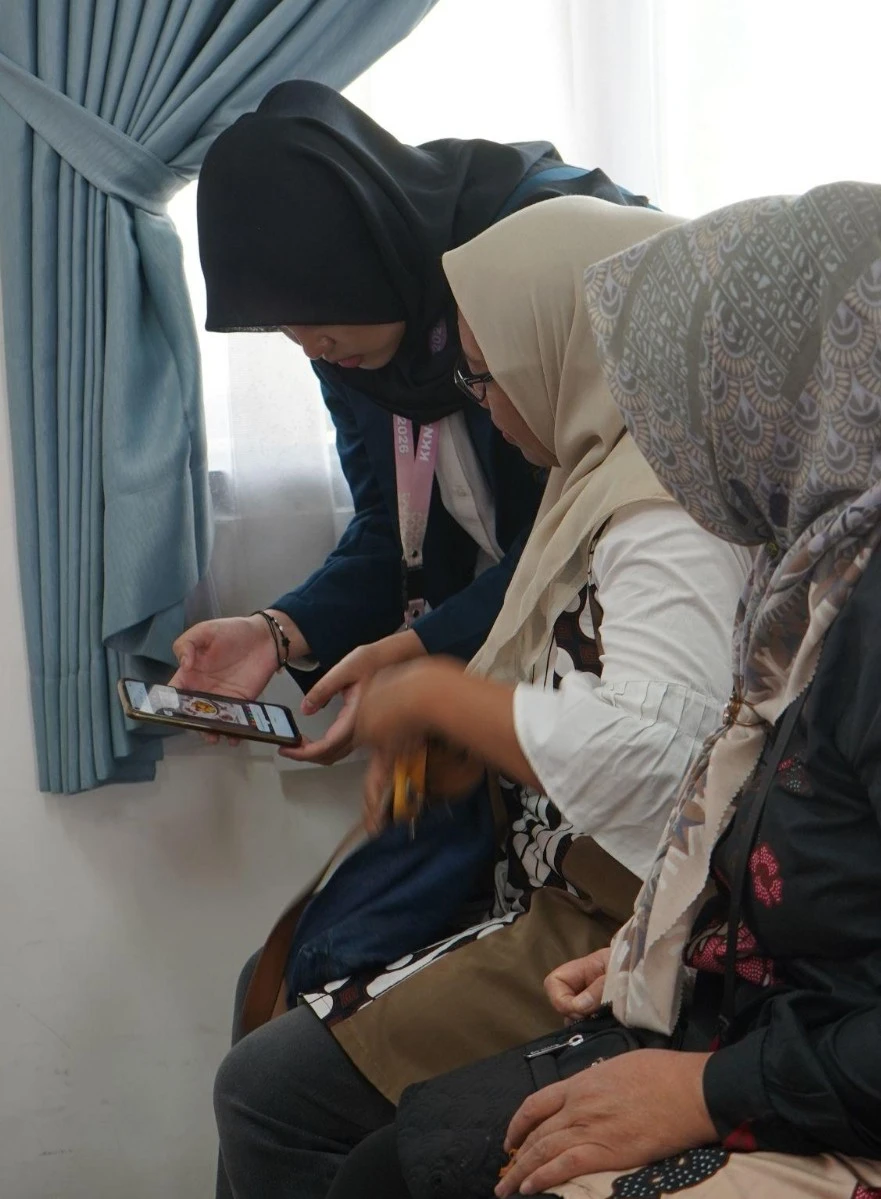 Pelaku Usaha Kecil Belajar Mengintegrasikan AI ke Alur Kerja