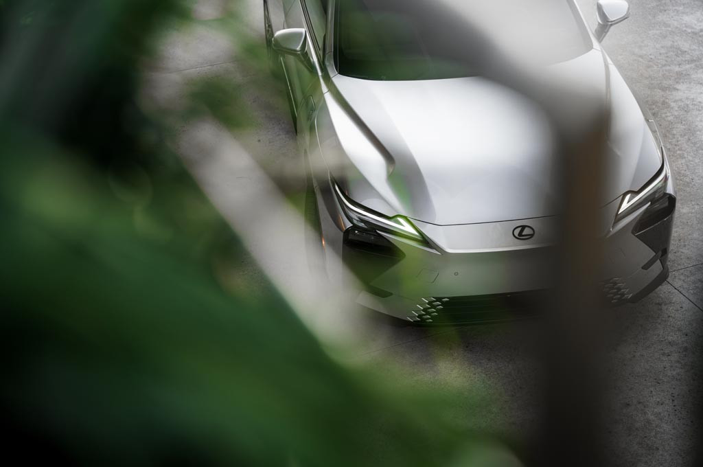 Panduan Lengkap Harga dan Spesifikasi Mobil Lexus Mewah